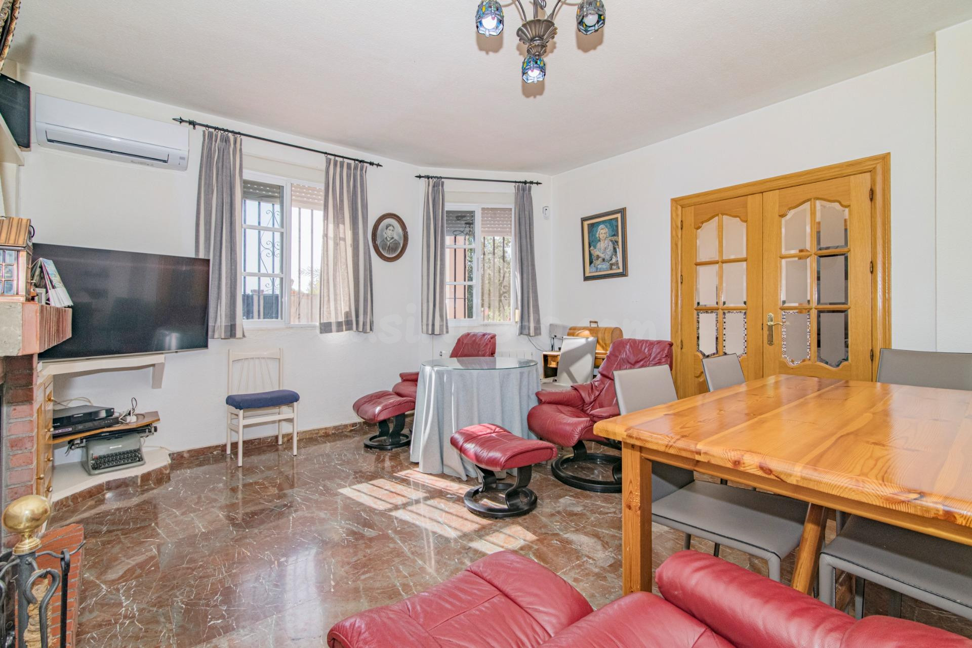 ¡Oportunidad Única! Se Vende Magnífica Casa en Esquina con A - foto 5