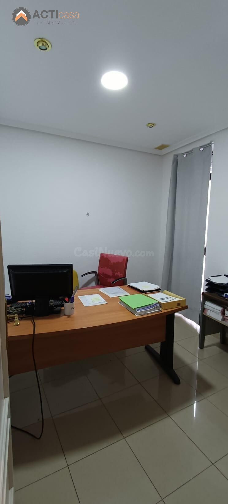 VENTA LOCAL PRÓXIMO AL PARKING GALARZA - foto 3