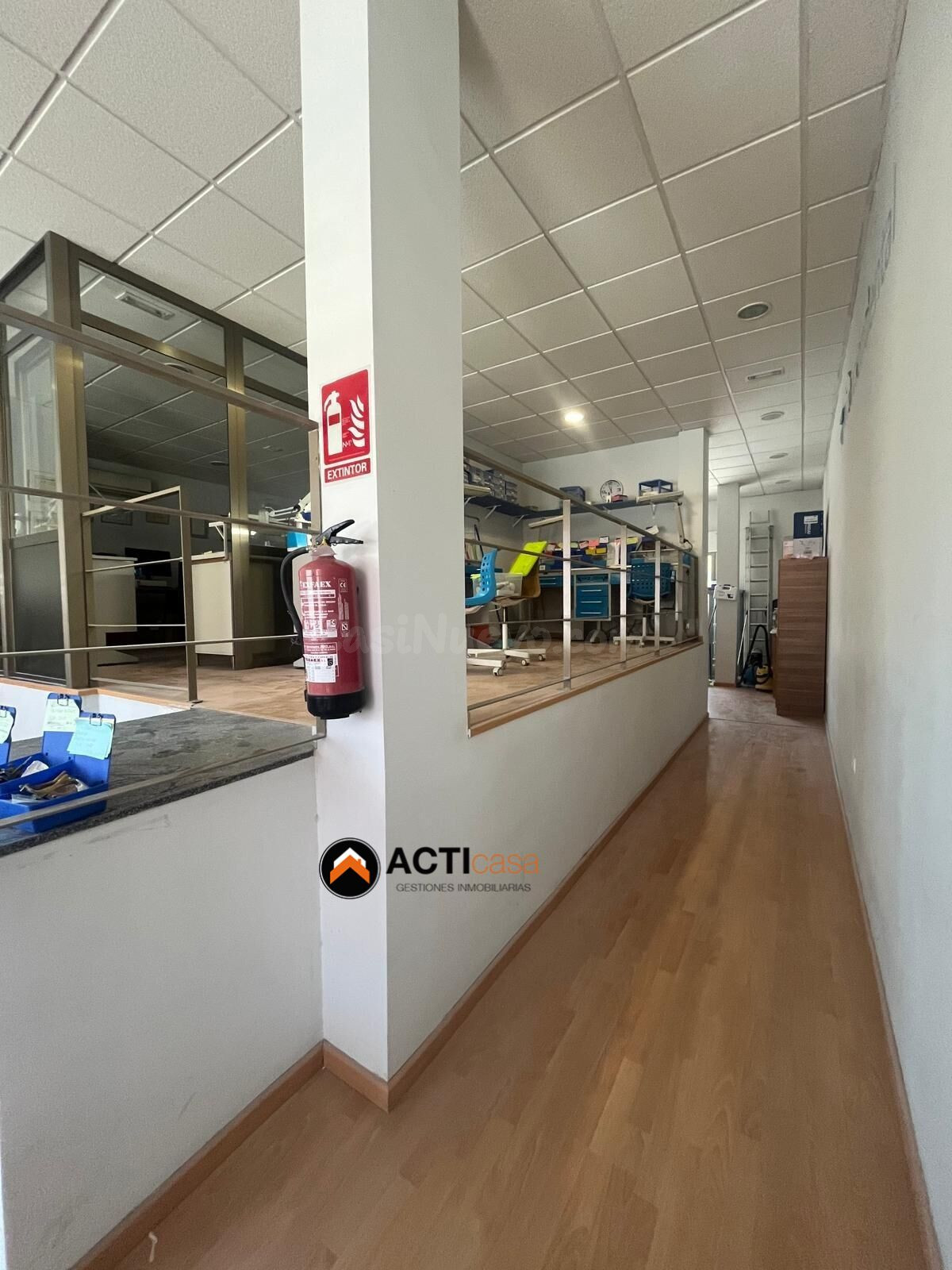 VENTA DE LOCAL EN RESIDENCIAL GREDOS - foto 4