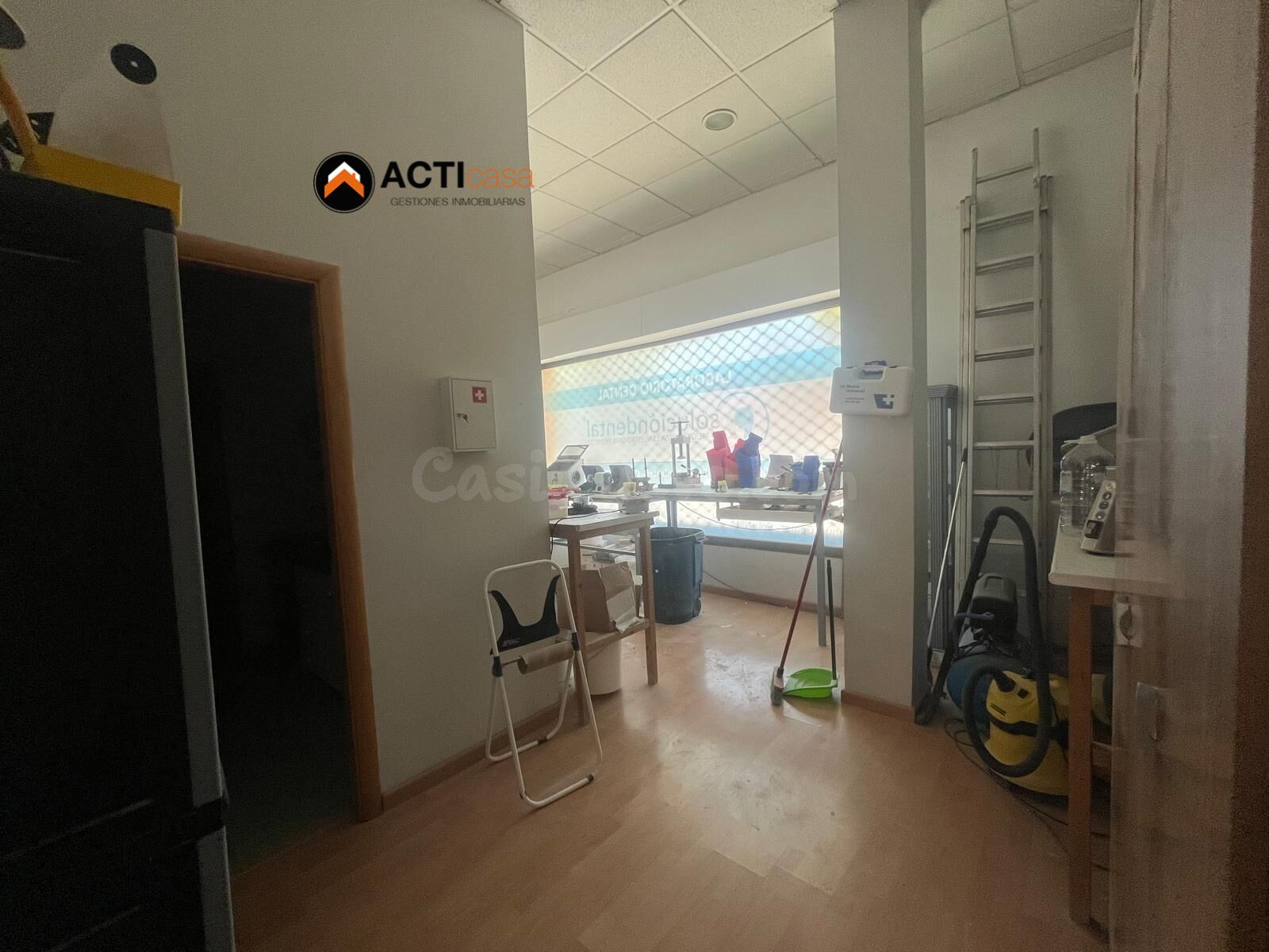 VENTA DE LOCAL EN RESIDENCIAL GREDOS - foto 5