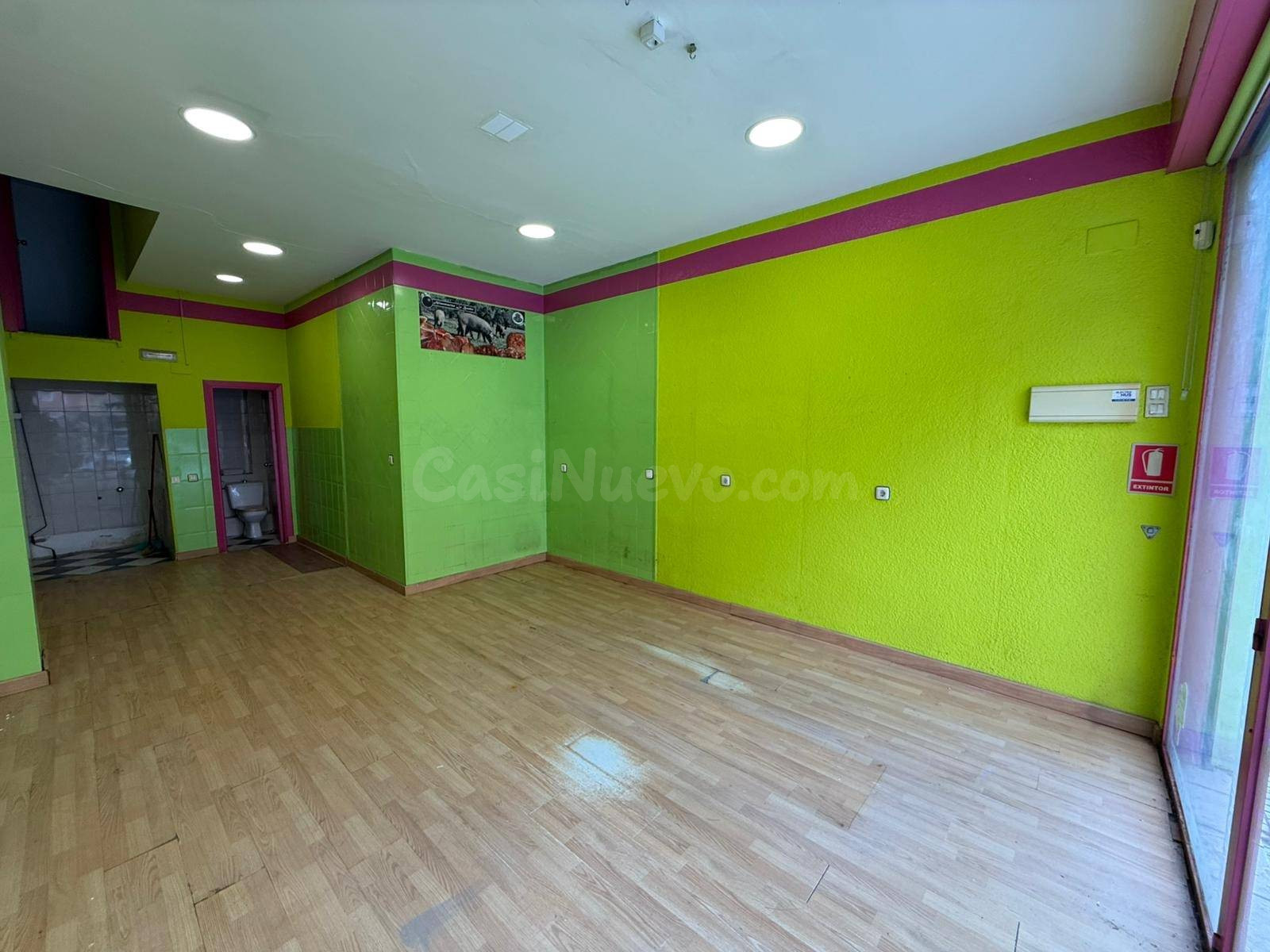 Oportunidad de Inversión: Local Comercial en el Centro de Ba - foto 3