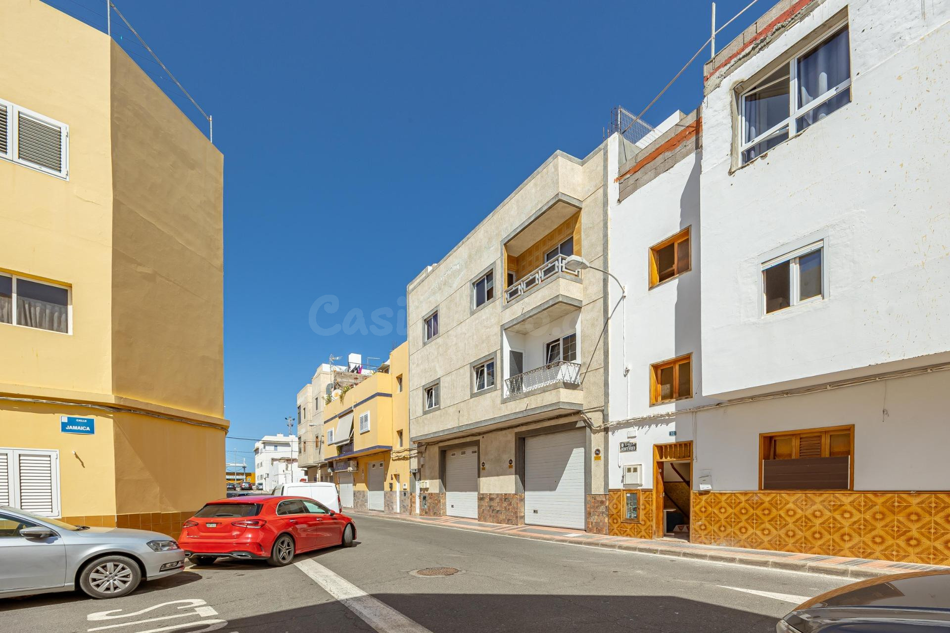 EL TABLERO – ÁTICO DE 2 DORMITORIOS CON TERRAZA DE 20 m2, SI - foto 4