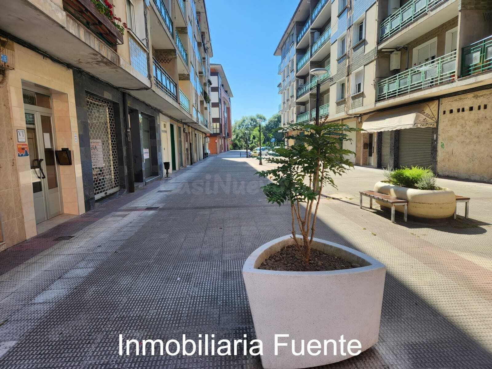 SE VENDE BAR EN ZALLA - foto 5