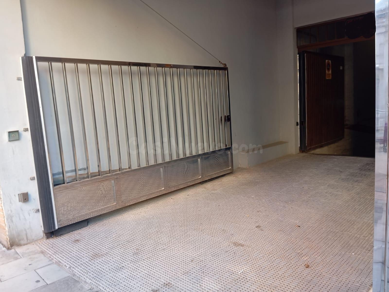 Plaza de garaje en venta en pleno centro de La Unión – Calle - foto 2