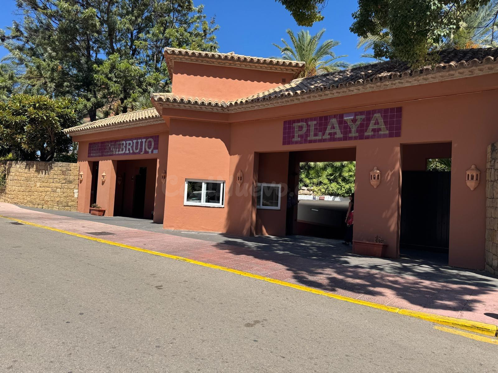 Vendo Plaza de Garaje en Marbella – Edificio El Embrujo Playa