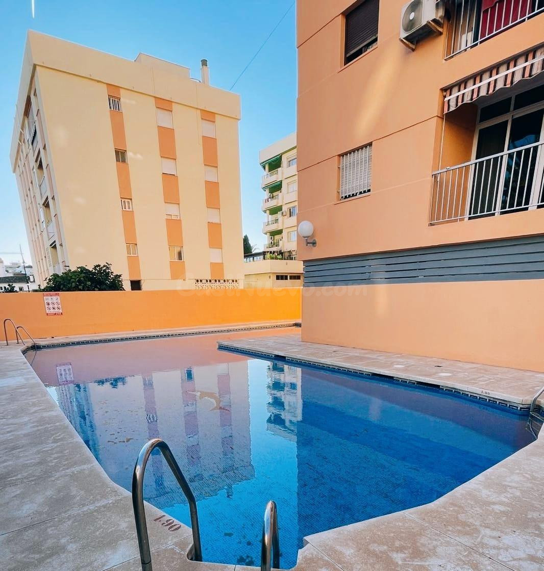 ¡Fantástico piso en pleno centro de Fuengirola, zona Recinto - foto 2