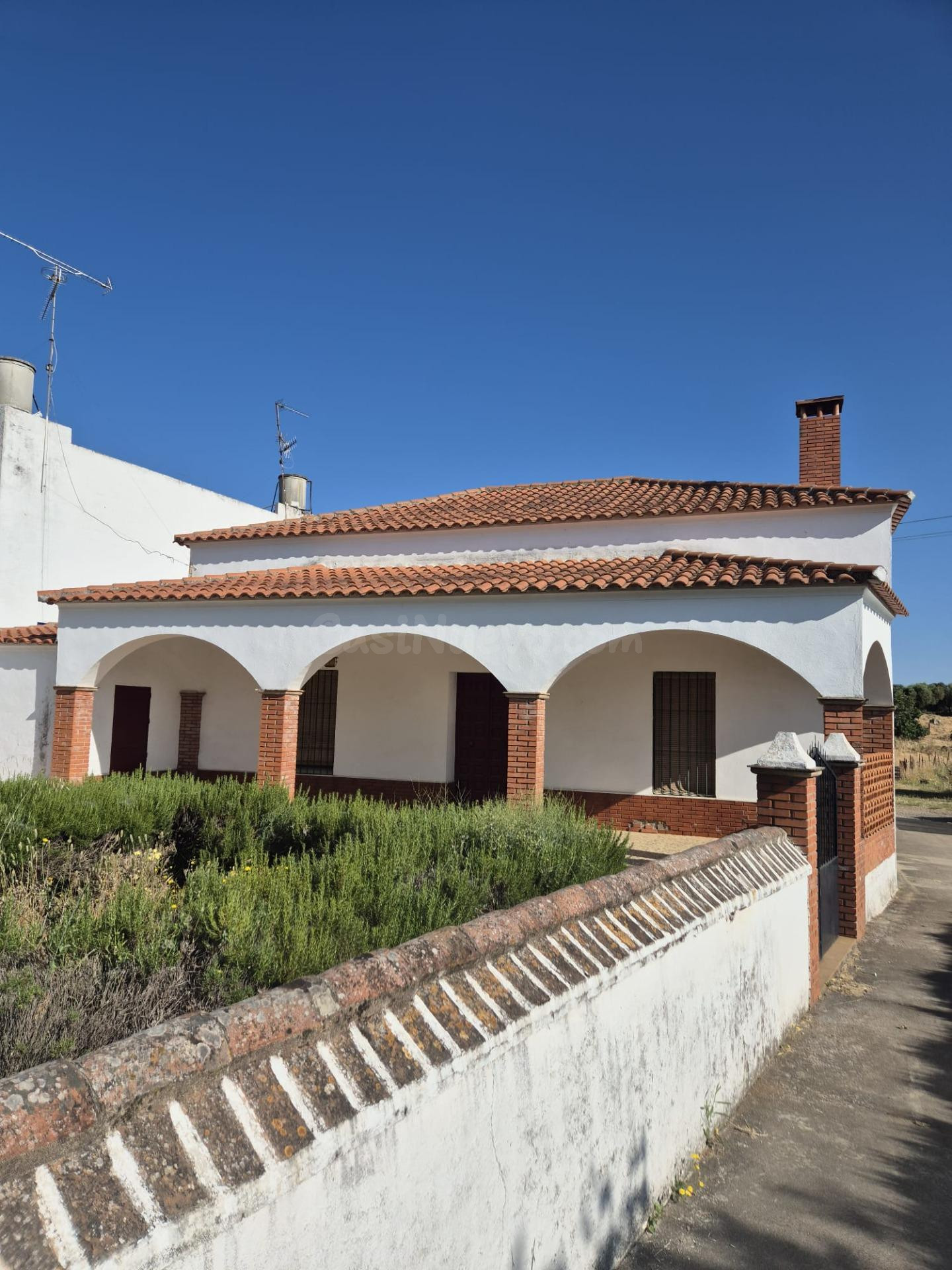 Finca Rústica en Fregenal de la Sierra - foto 2