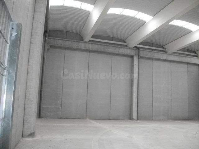 NAVE EN ALQUILER - foto 4