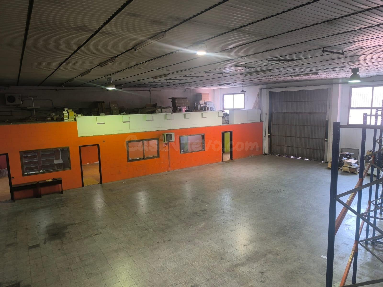 NAVE EN ALQUILER - foto 2