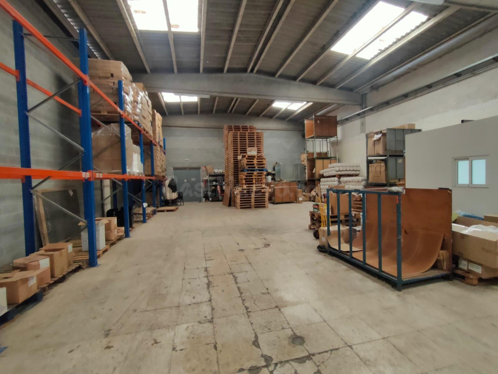 NAVE EN ALQUILER - foto 2