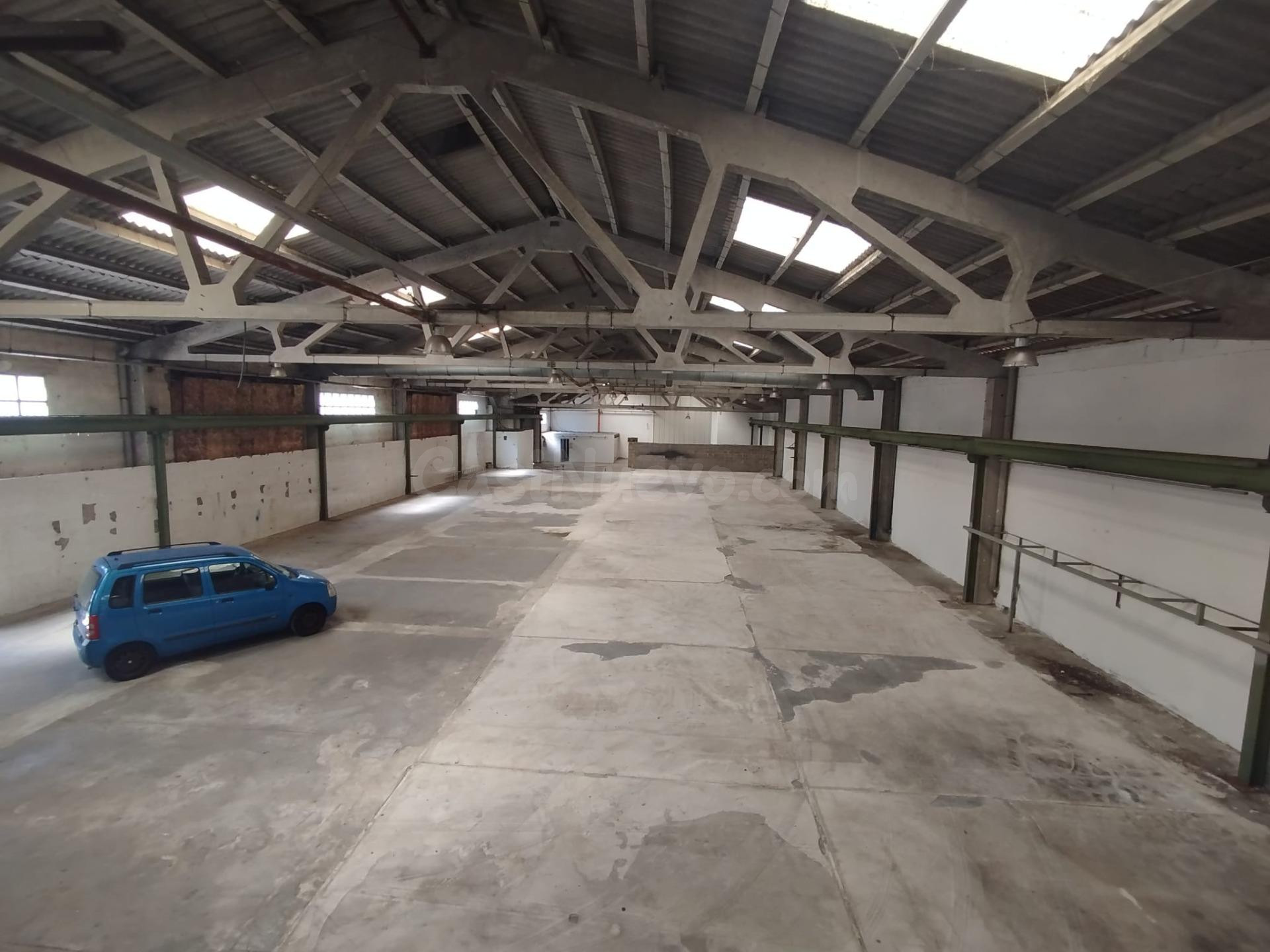 NAVE EN ALQUILER - foto 2