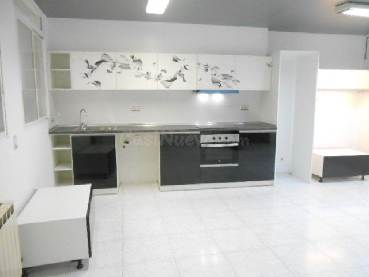 PISO SEMIREFORMADO EN VENTA - foto 2