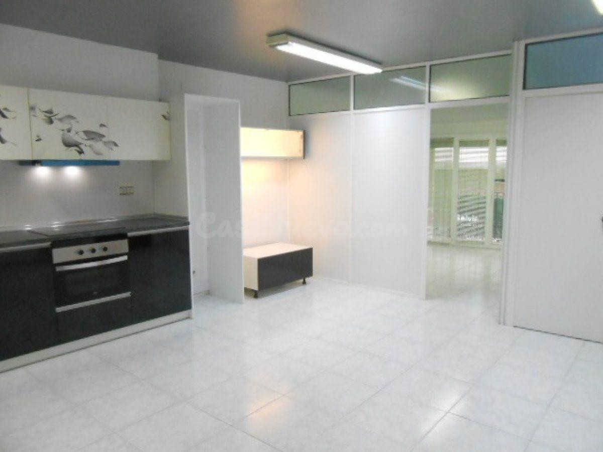 PISO SEMIREFORMADO EN VENTA - foto 3