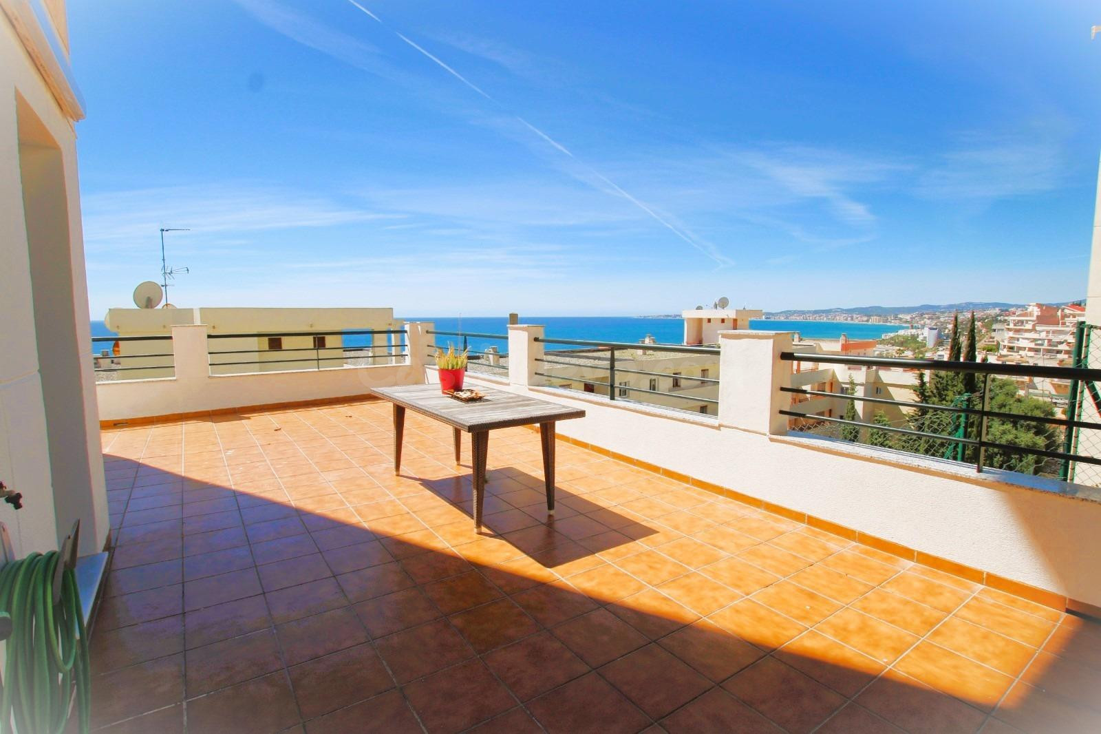 MAGNÍFICO APARTAMENTO EN TORRQUEBRADA - foto 2