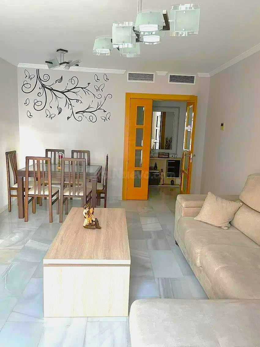 PISO DE 3 DORMITORIOS