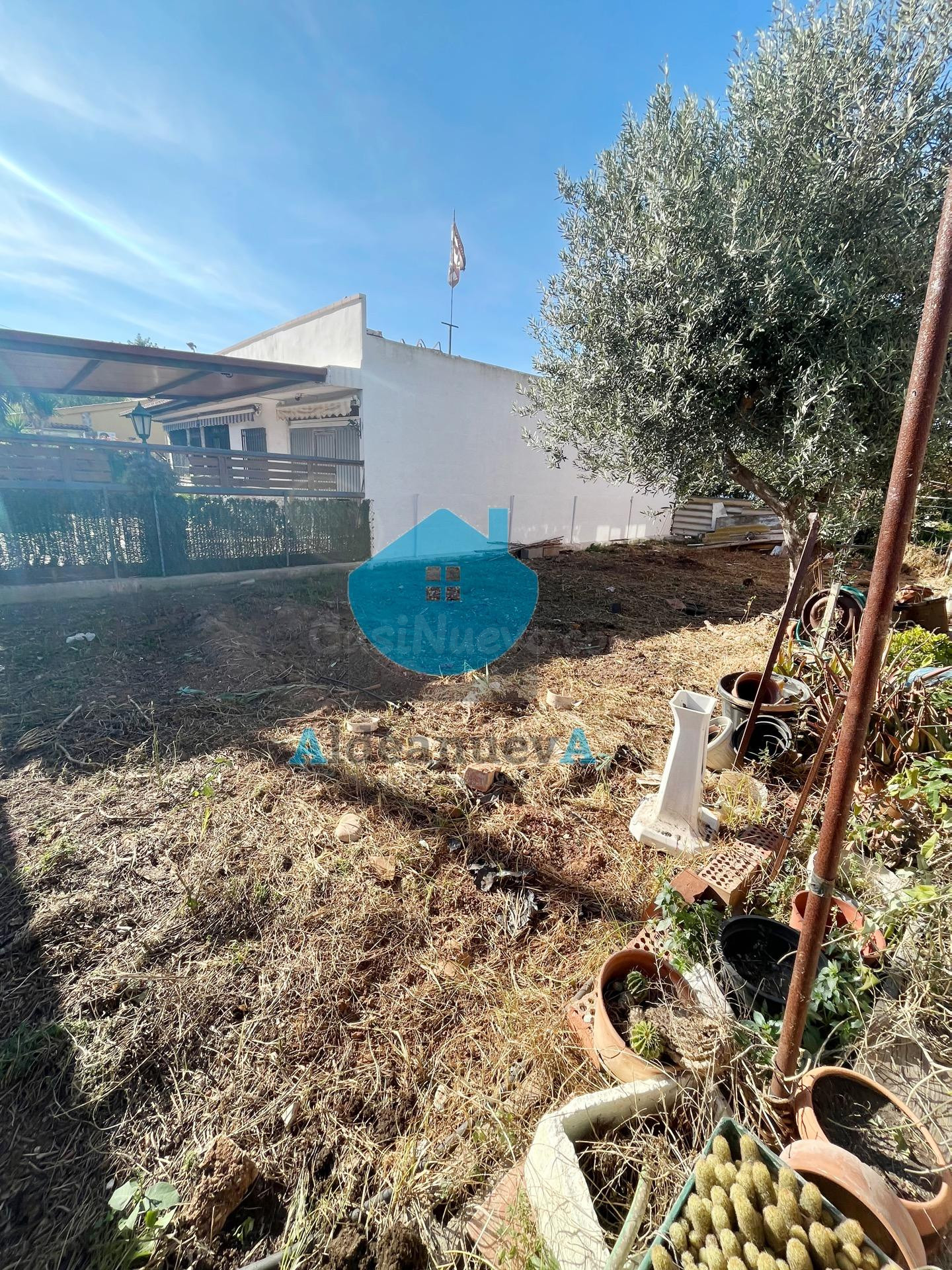 Nave en Venta en Kilómetro 215 de la carretera Valencia A-23 - foto 2