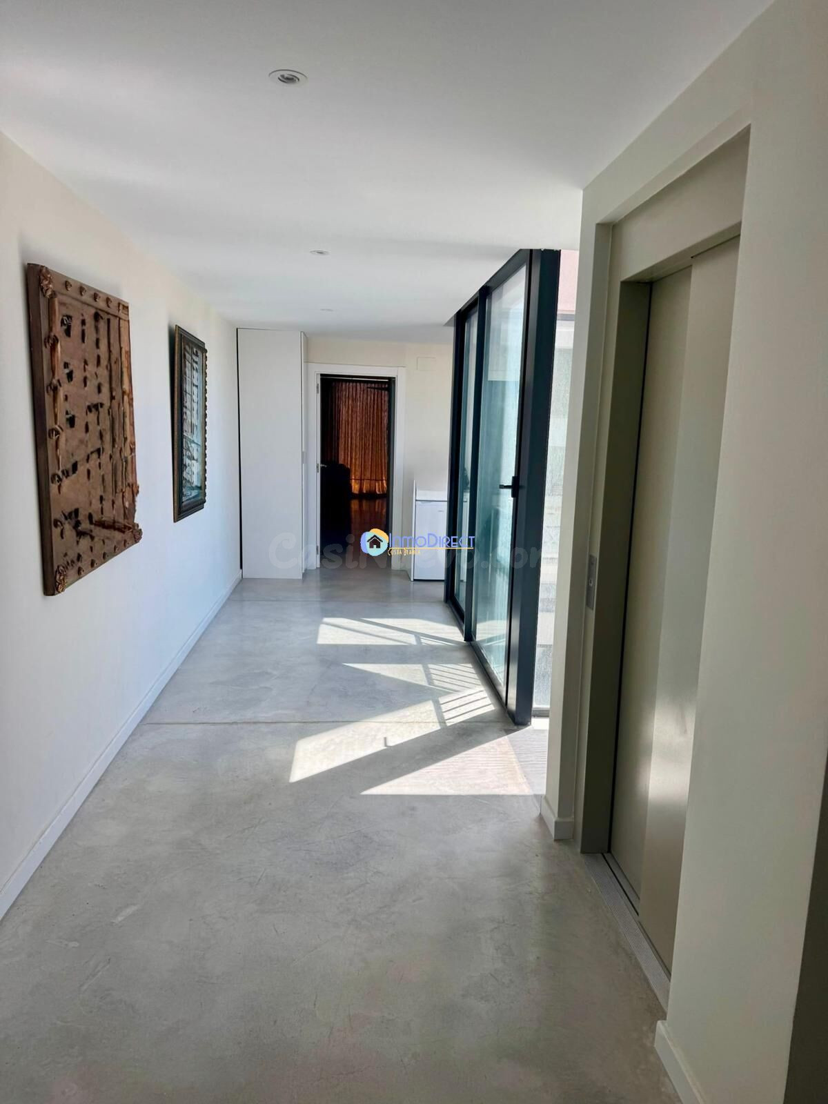 Villa en primera línea con elegancia atemporal | El Campello - foto 5