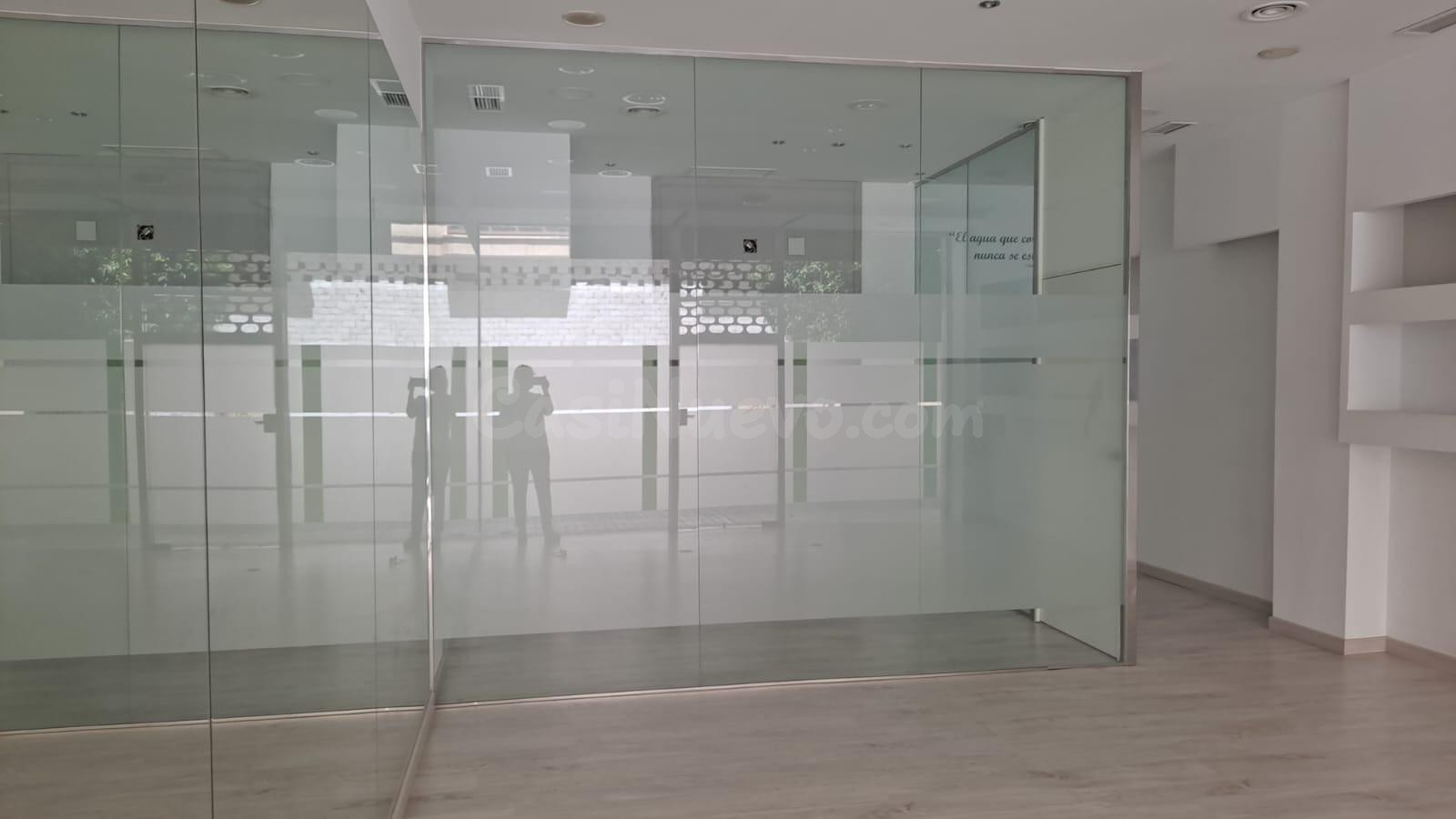 LOCAL COMERCIAL TOTALMENTE INSTALADO EN ZONA ZOCO