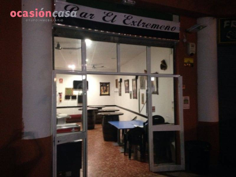 LOCAL HECHO BAR CON LICENCIA EN EL CENTRO COMERCIAL LA BALLE - foto 5