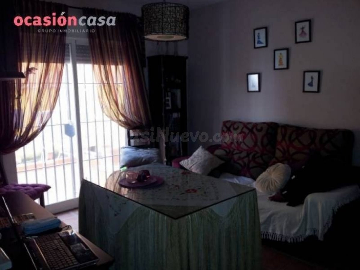 PRECIOSA CASA SEMINUEVA - foto 4