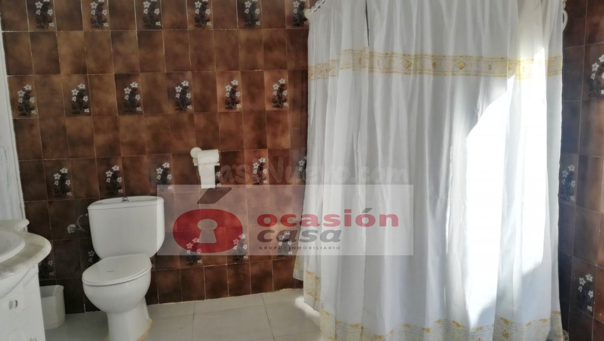 ¡CASA ZONA DE LA RIBERA! - foto 4