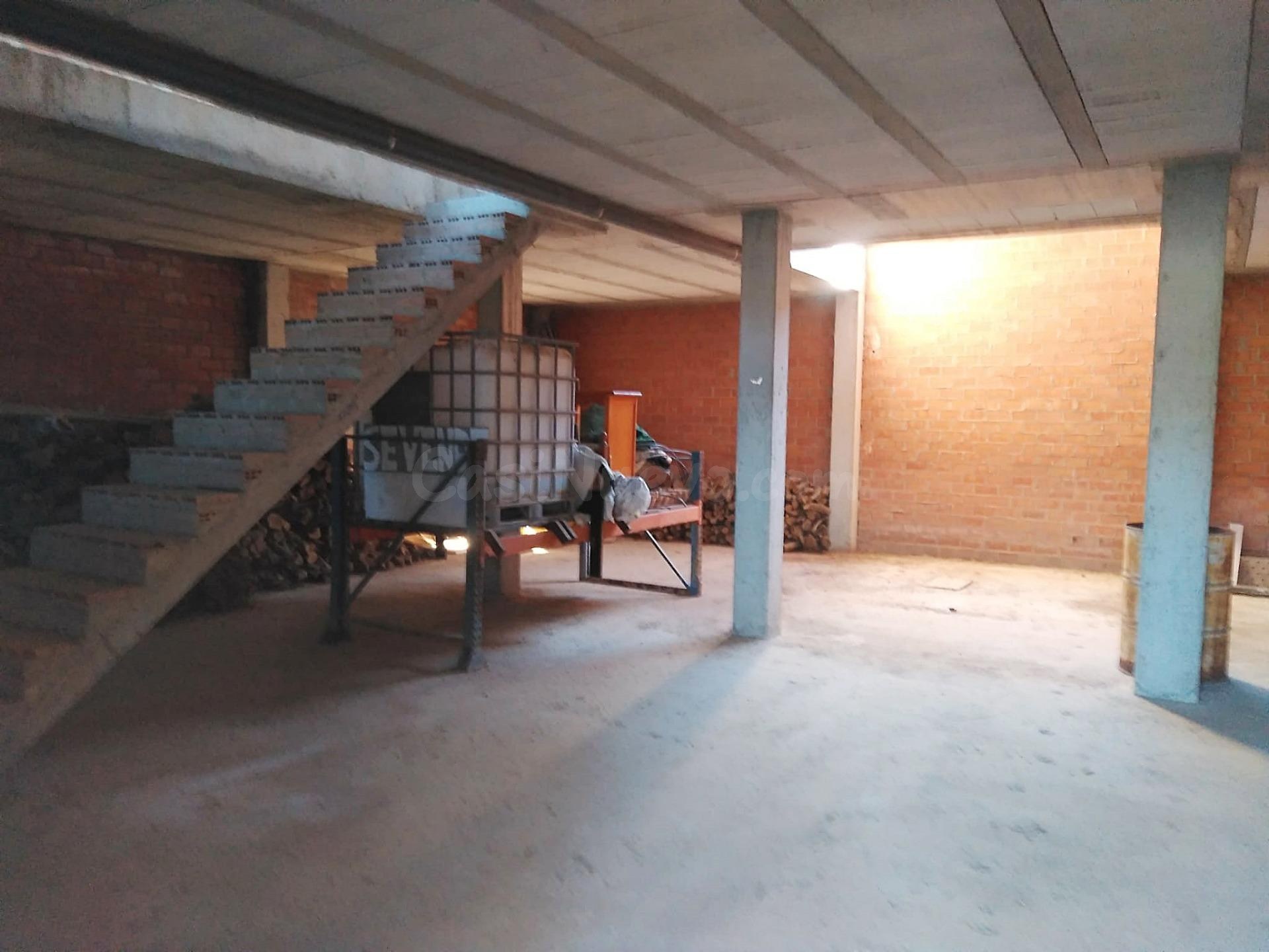 Casa EN OBRA de 450 m2 en Barriada del Ángel | Escrituras sólo de terreno / No hipotecable - foto 2