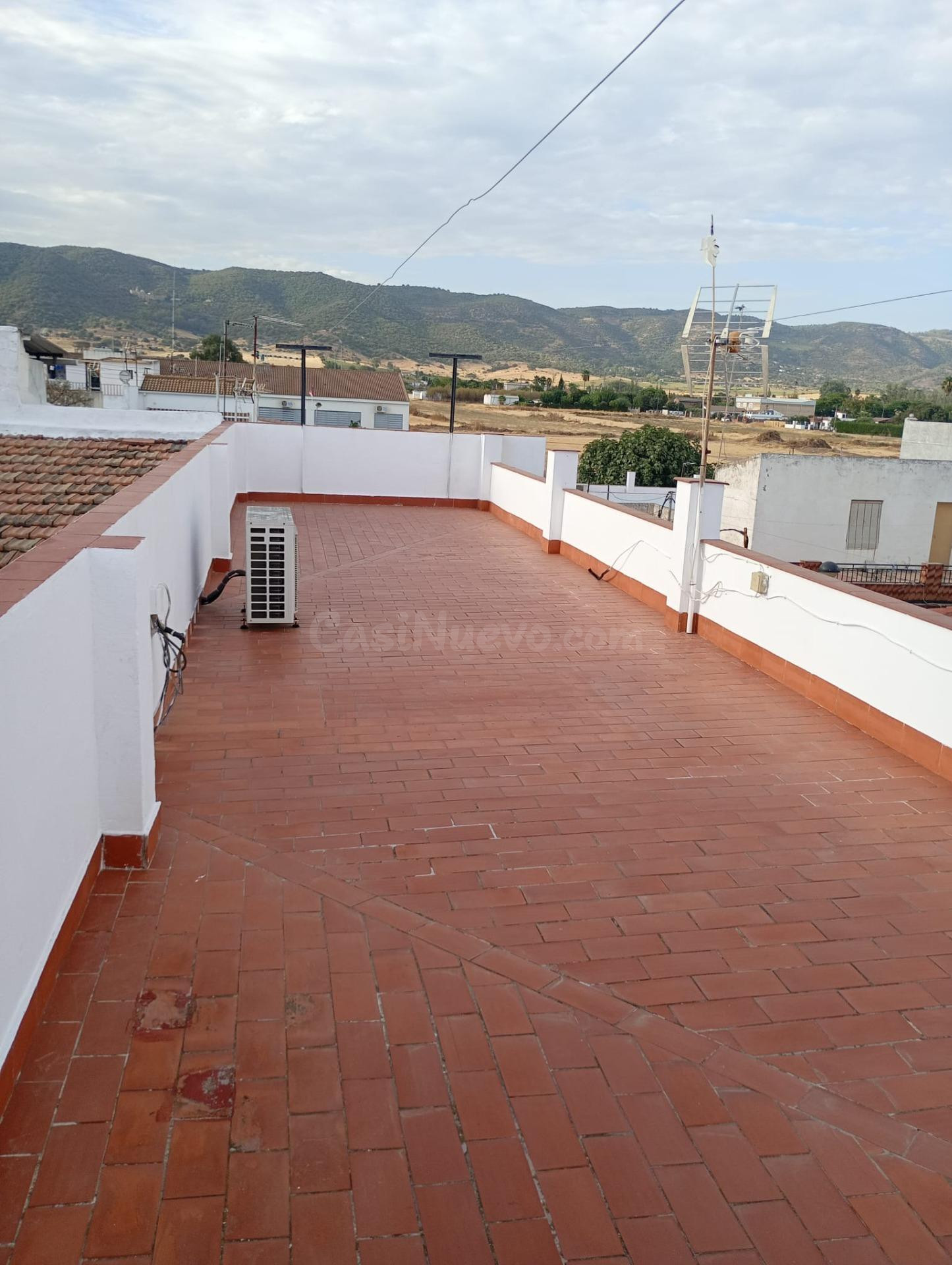 Gran casa de 2 plantas y 338 m2 en el Higuerón | 170.000€ - foto 4