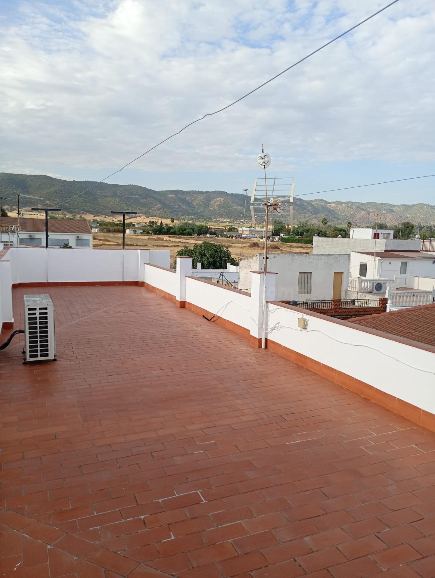 Gran casa de 2 plantas y 338 m2 en el Higuerón | 170.000€ - foto 5