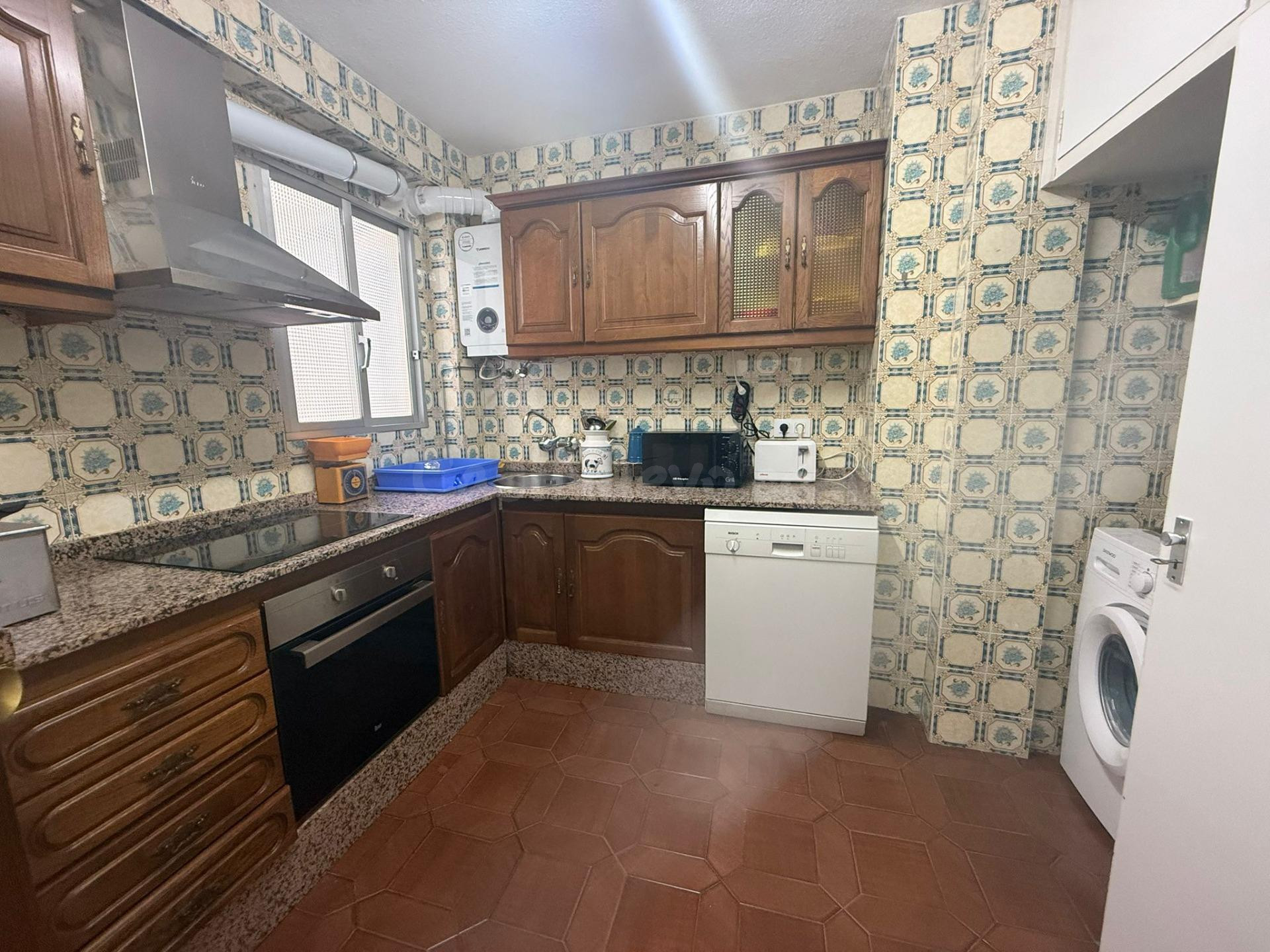 Piso de alquiler para estudiantes junto a Hotel Oxidado | De - foto 5