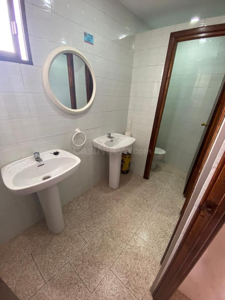 LOCAL Y BAR A UN PRECIO ÚNICO, UBICADO EN LA ZONA DE LA GOTE - foto 4