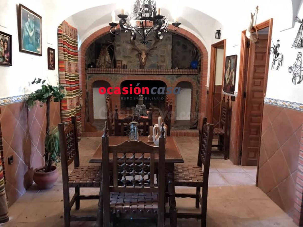 CASA TIPO RURAL CON NAVE Y CUADRA A LA VENTA EN ESPIEL - foto 2