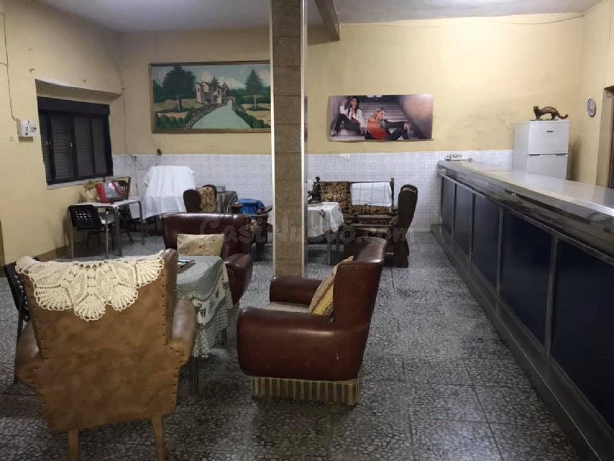ANTIGUO MESÓN CON COCHERA A LA VENTA