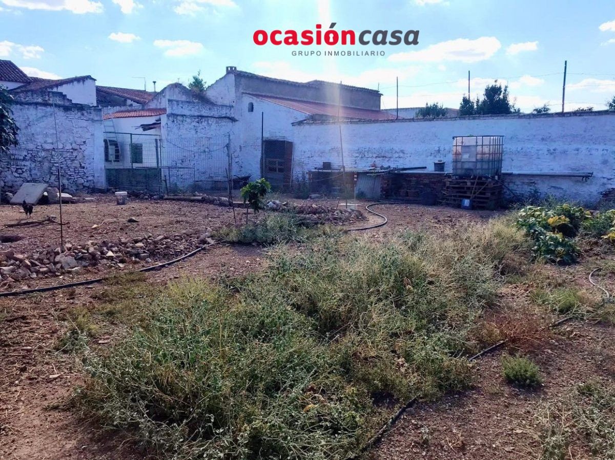 SOLAR URBANO CON SALIDA AL POLIGONO SAN ANTONIO - foto 2