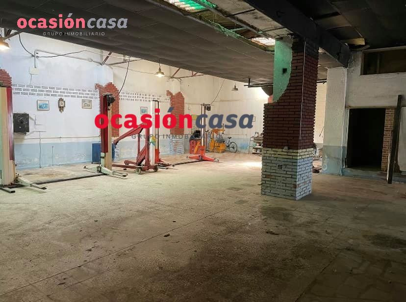 NAVE A LA VENTA EN EL CENTRO DE PUEBLONUEVO - foto 4