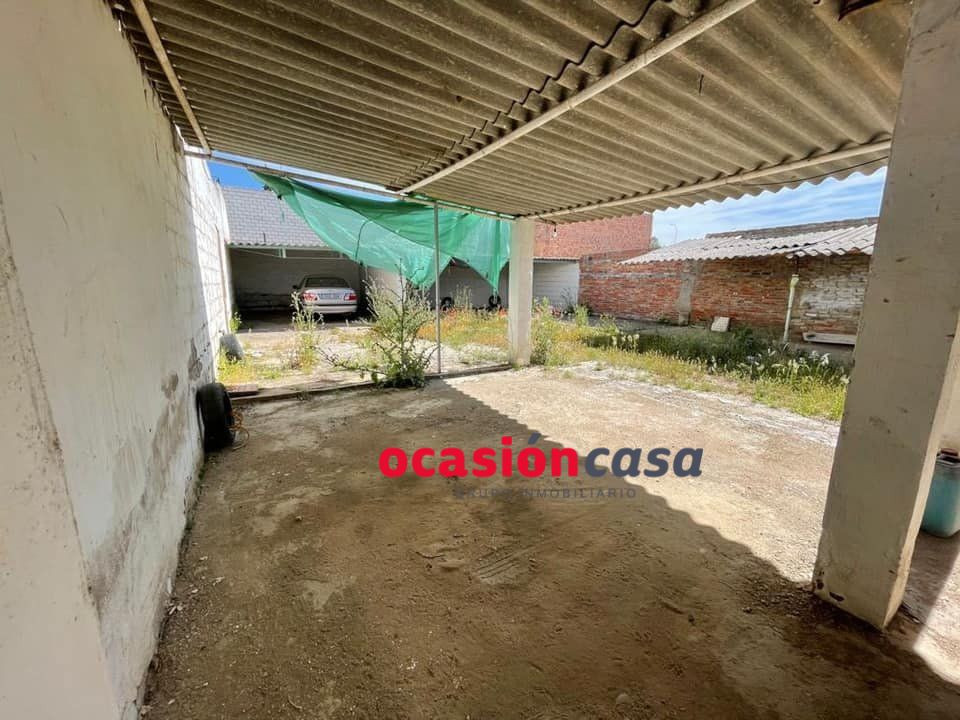 AMPLIO SOLAR CON CASA A LA VENTA - foto 5