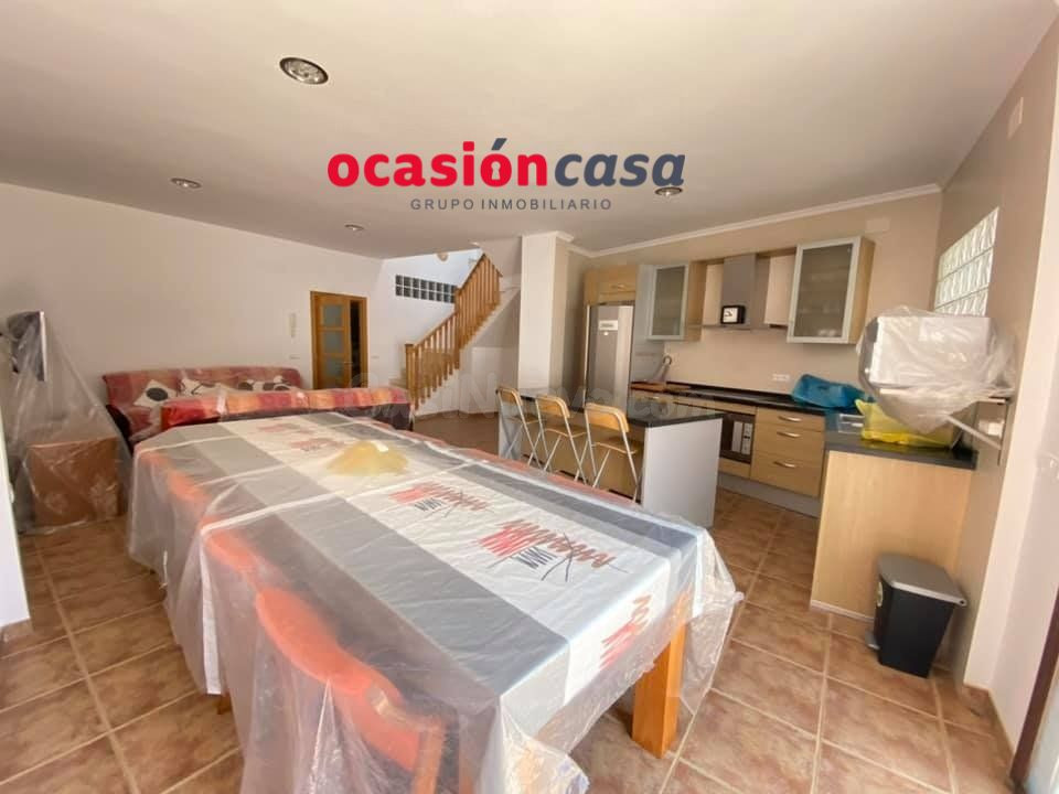 CASA DE OBRA NUEVA (2008) A LA VENTA