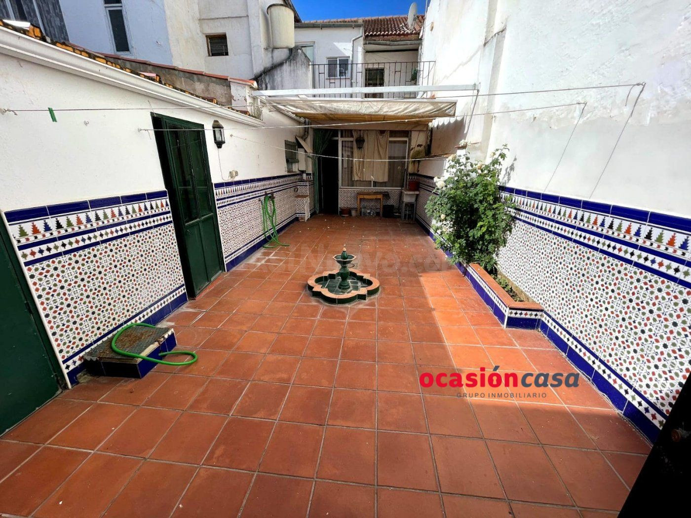 CASA DE 2 PLANTAS UBICADA EN LA PLAZA EULOGIO PAZ - foto 3
