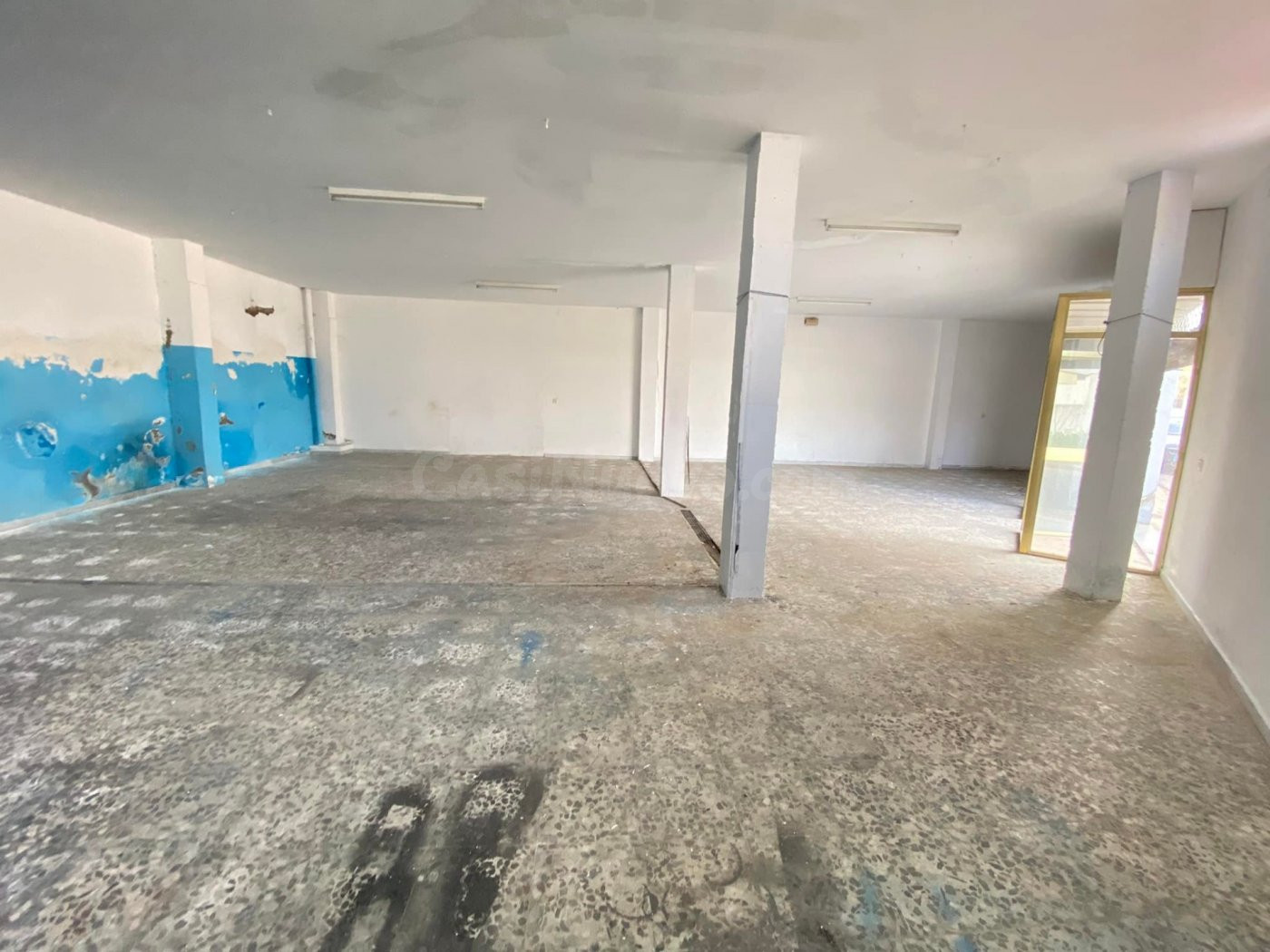 LOCAL COMERCIAL EN VENTA Y ALQUILER - foto 3