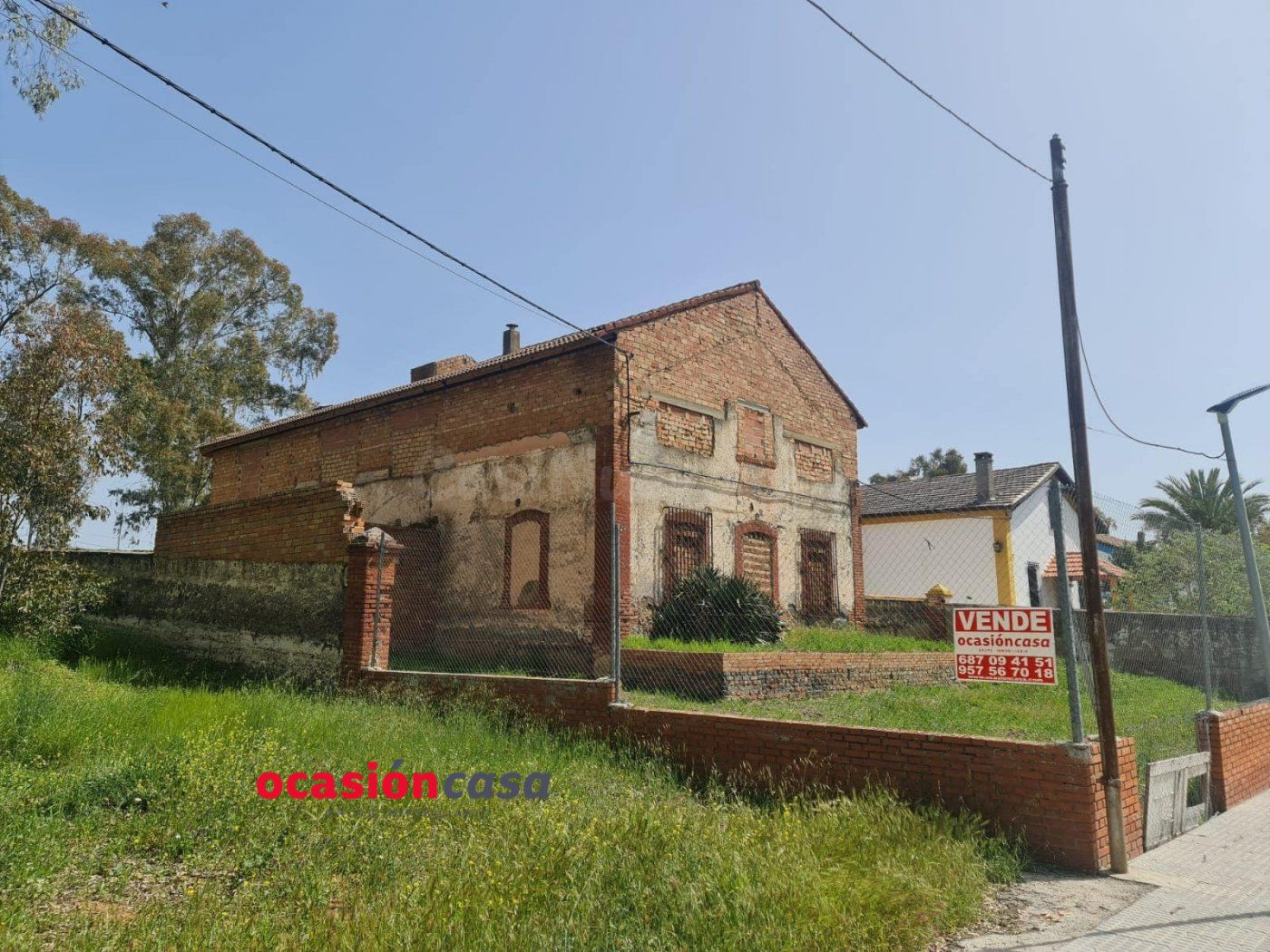 VIVIENDA TIPO CHALET A LA VENTA