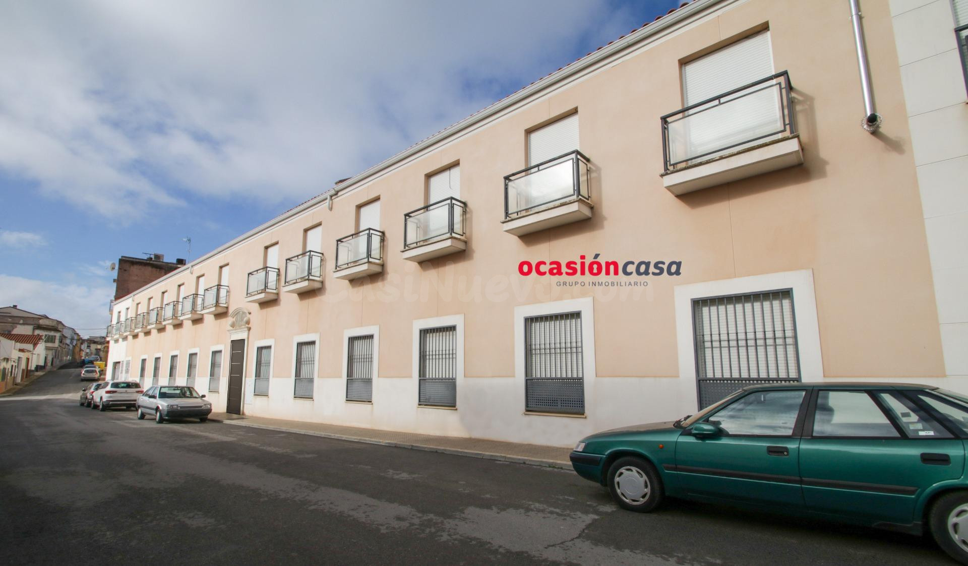 PROMOCIÓN DE 21 VIVIENDAS Y 15 PLAZA DE GARAJE - foto 2
