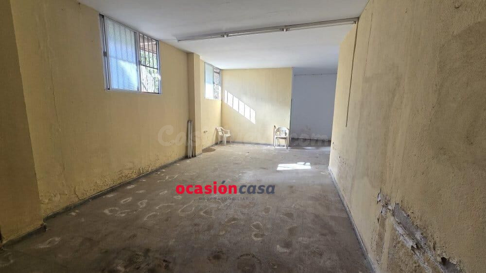 LOCAL DE 225 M2 A LA VENTA - foto 2