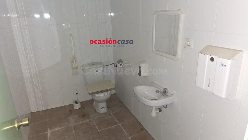 LOCAL DE 225 M2 A LA VENTA - foto 5