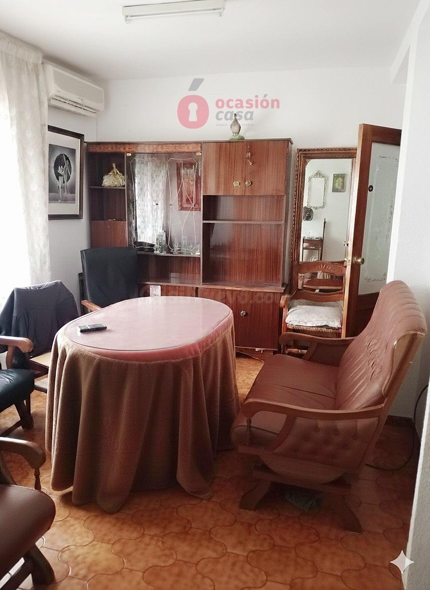 PISO JUNTO AL CENTRO COMERCIAL EL ARCÁNGEL - foto 3
