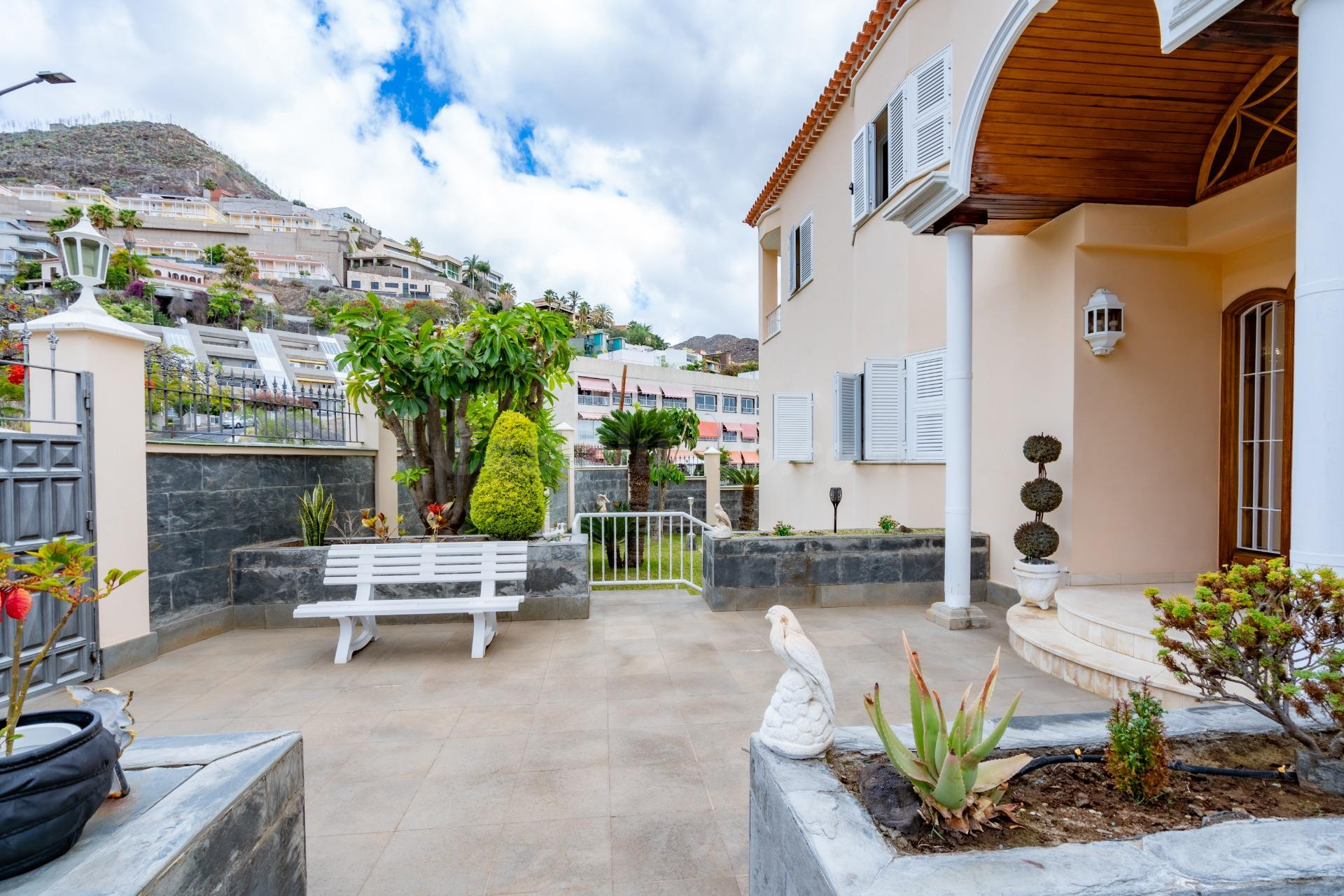 Magnífico Chalet Independiente en Venta en Calle Emeterio Pa - foto 3
