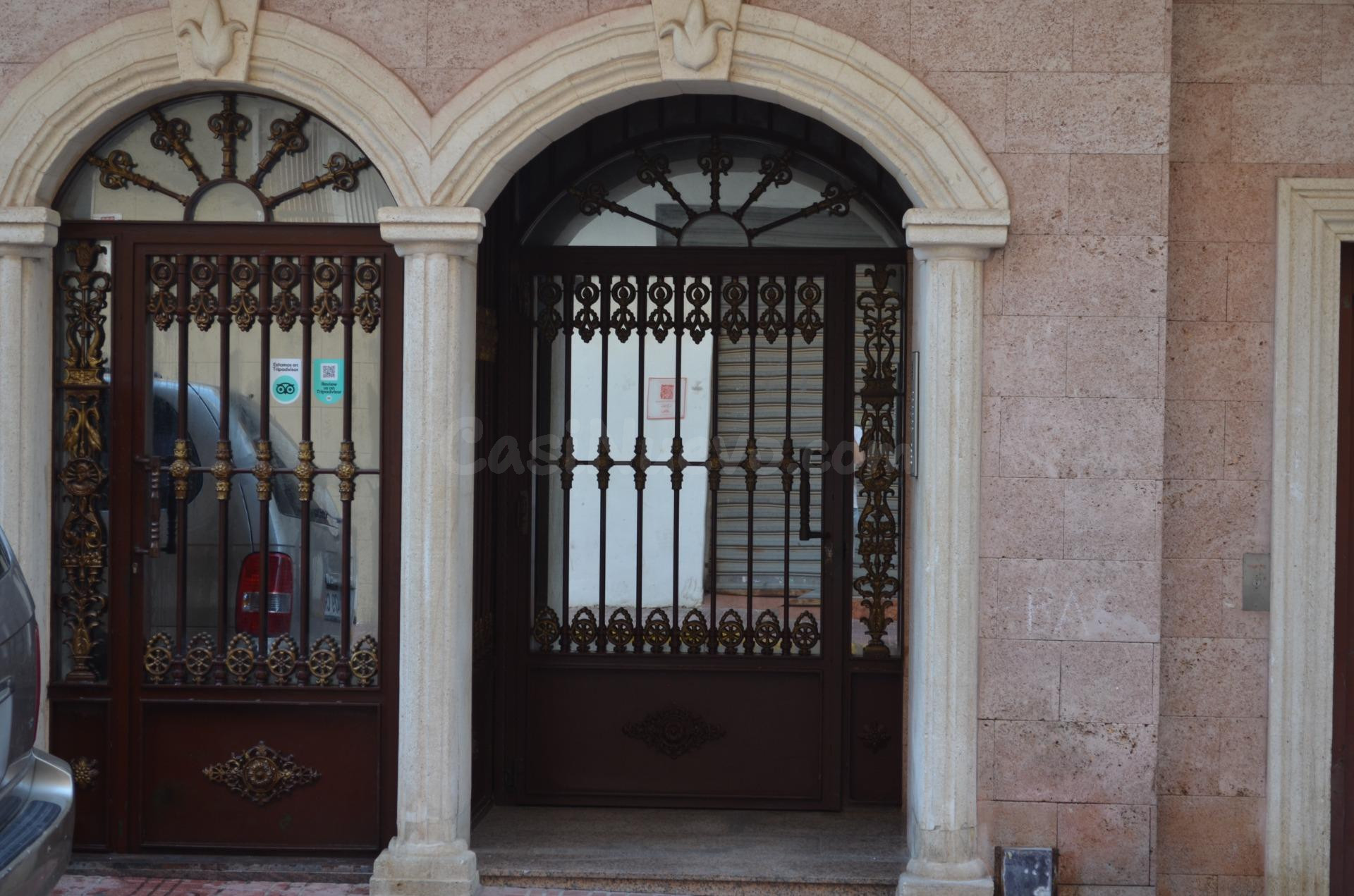 🏡 Vivienda de 3 Dormitorios y 2 Baños en el Corazón de Torrevieja – ¡Listo para Entrar a Vivir! - foto 2
