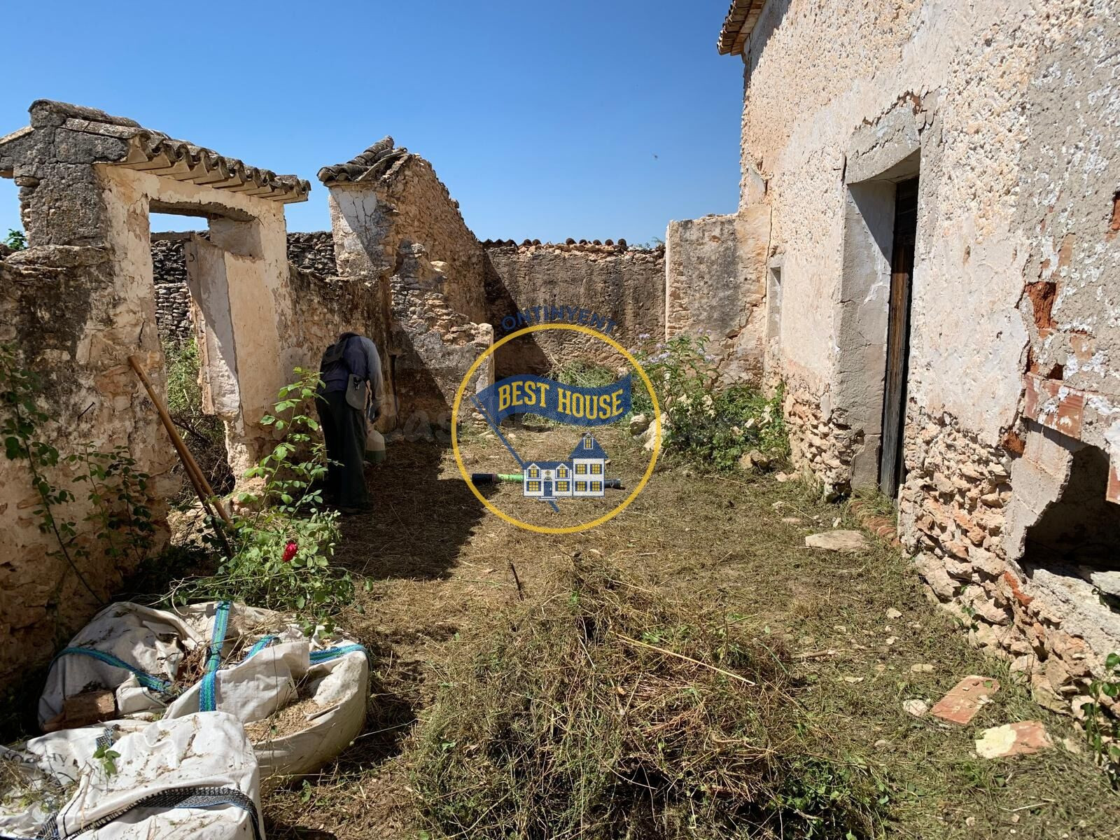 Fantastica Masia para reformar en font de la figuera - foto 3