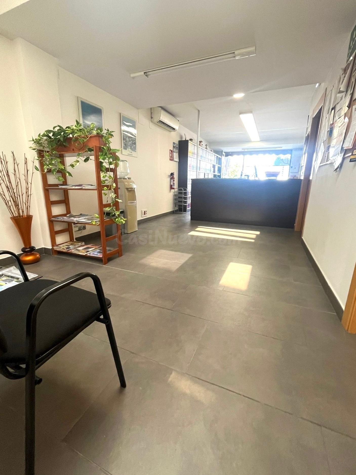 Nave industrial en calle Italia - foto 2