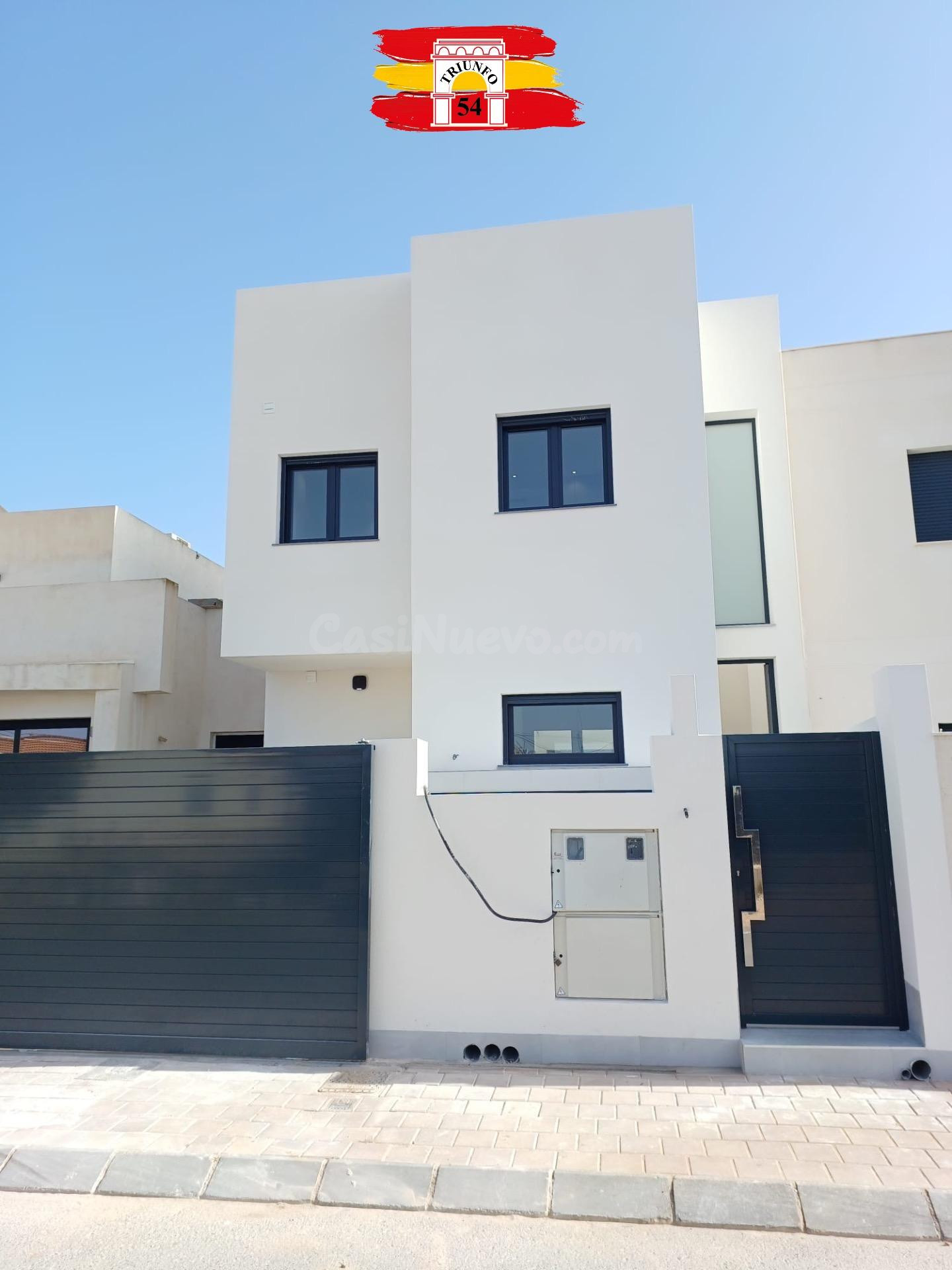 Chalet Adosado en San Pedro
