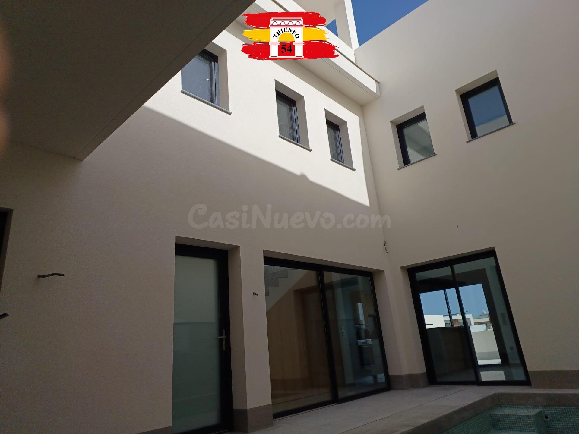 Chalet Adosado en San Pedro - foto 4