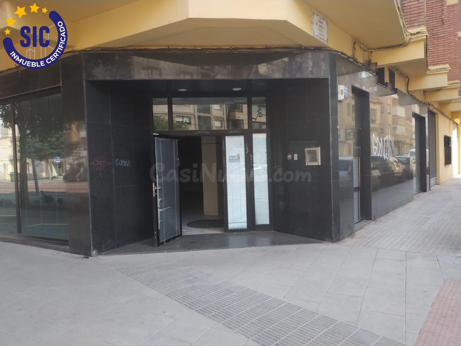 🏢 Gran Local Comercial en Castellón – 1.140 m2 con Patio y U - foto 4